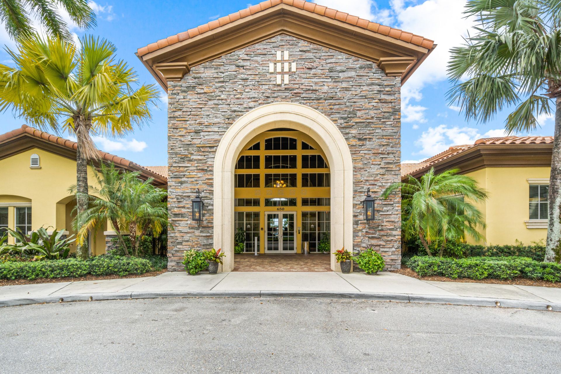 550 Tomahawk Court, Palm Beach Gardens, FL 33410 Photo