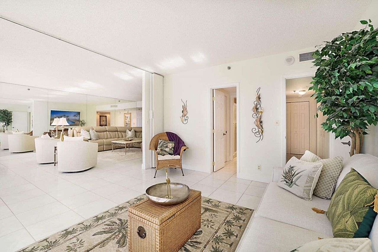 2917 S Ocean Boulevard, Unit 405, Highland Beach, FL 33487 Photo