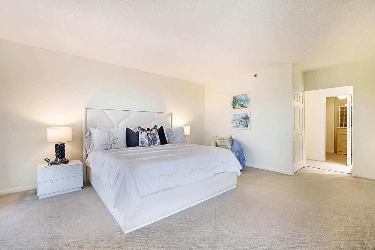 2917 S Ocean Boulevard, Unit 405, Highland Beach, FL 33487 Photo