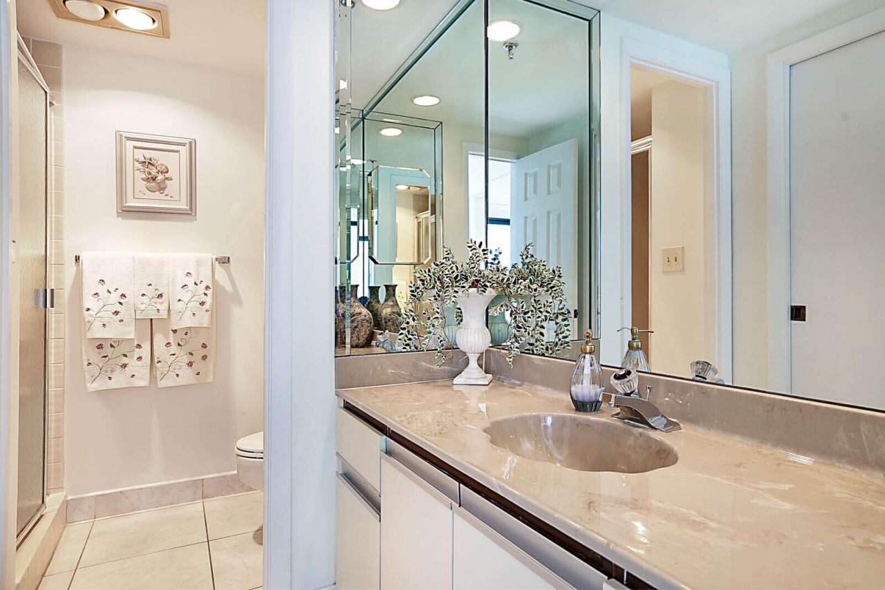 2917 S Ocean Boulevard, Unit 405, Highland Beach, FL 33487 Photo