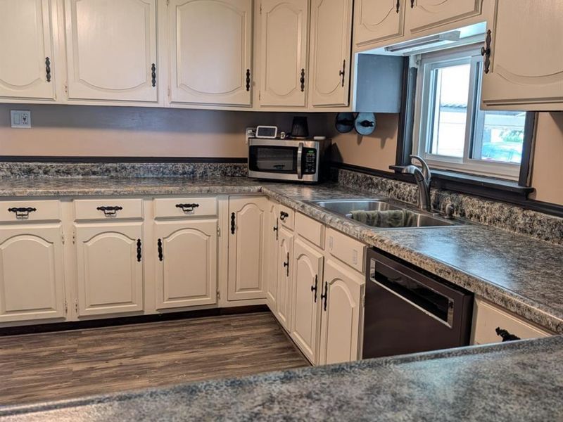 845 Spruce Street, Fostoria, OH 44830 Photo 8