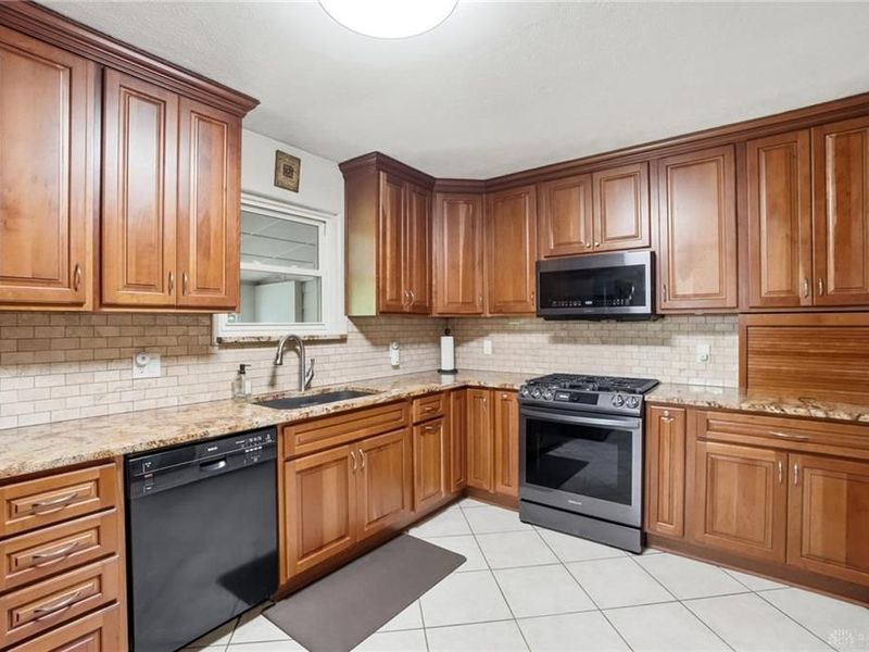 7606 Old Stage Road, Wayne Township, OH 45068 Photo 17