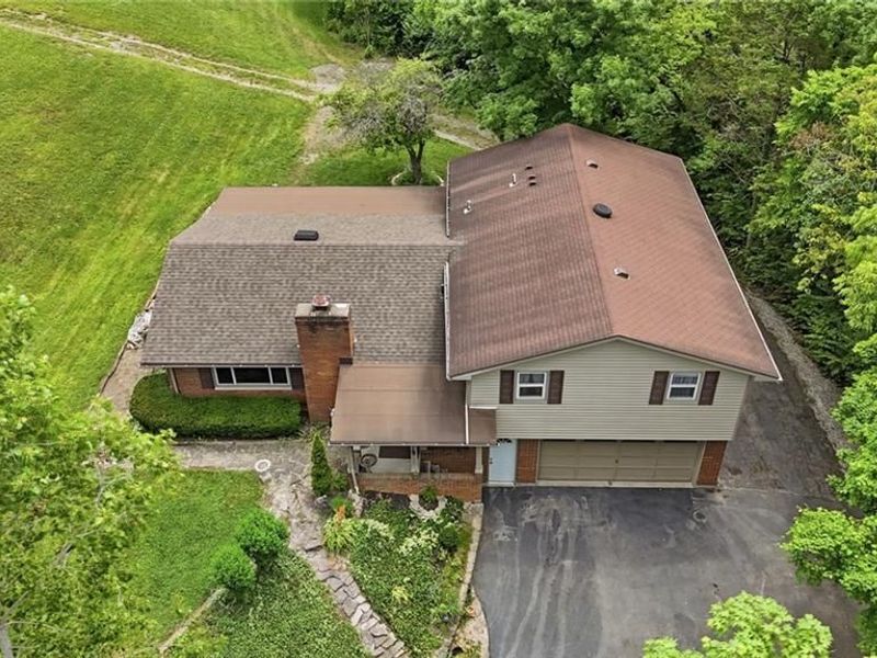 7606 Old Stage Road, Wayne Township, OH 45068 Photo 2