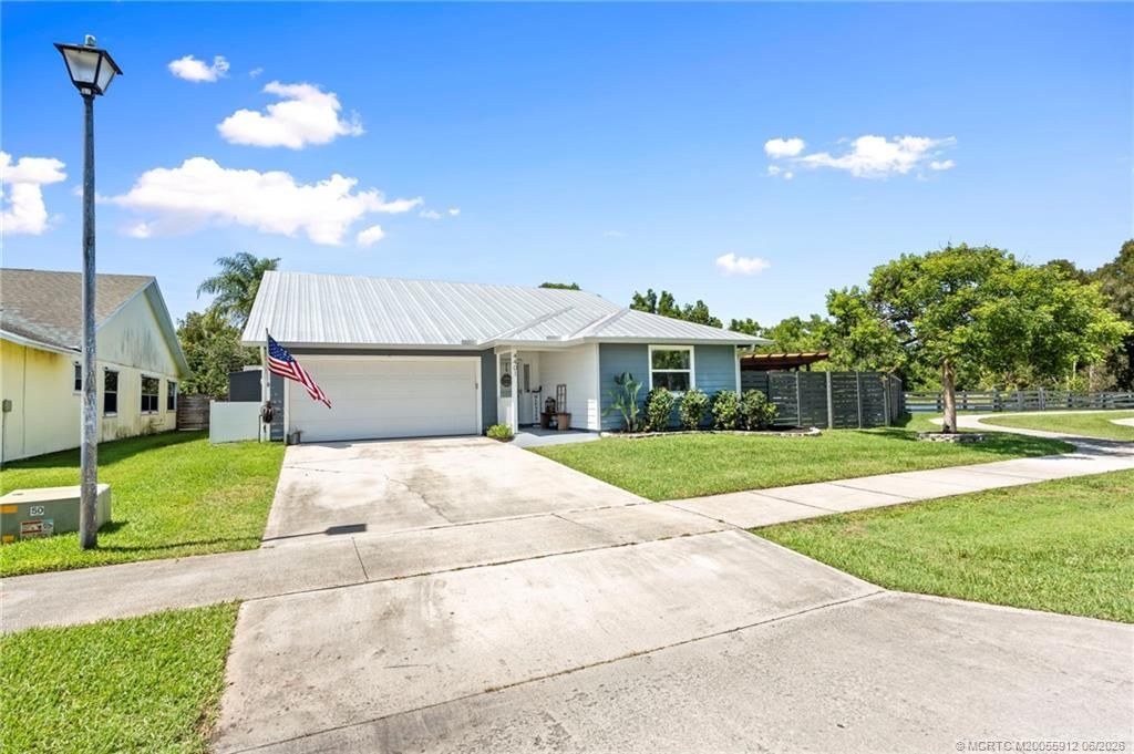 4401 SE Satinleaf Place, Stuart, FL 34997 Photo