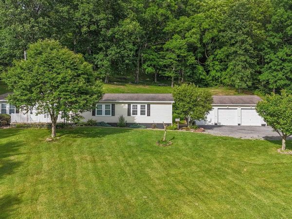 93 Brooke Drive, Grafton, WV 26354