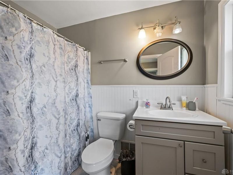 1646 Watervliet Avenue, Dayton, OH 45420 Photo 14