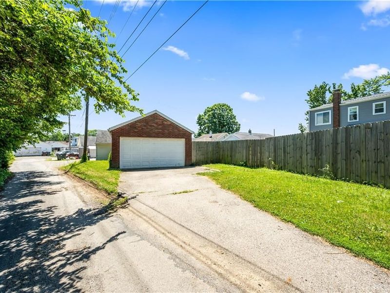 1646 Watervliet Avenue, Dayton, OH 45420 Photo 22
