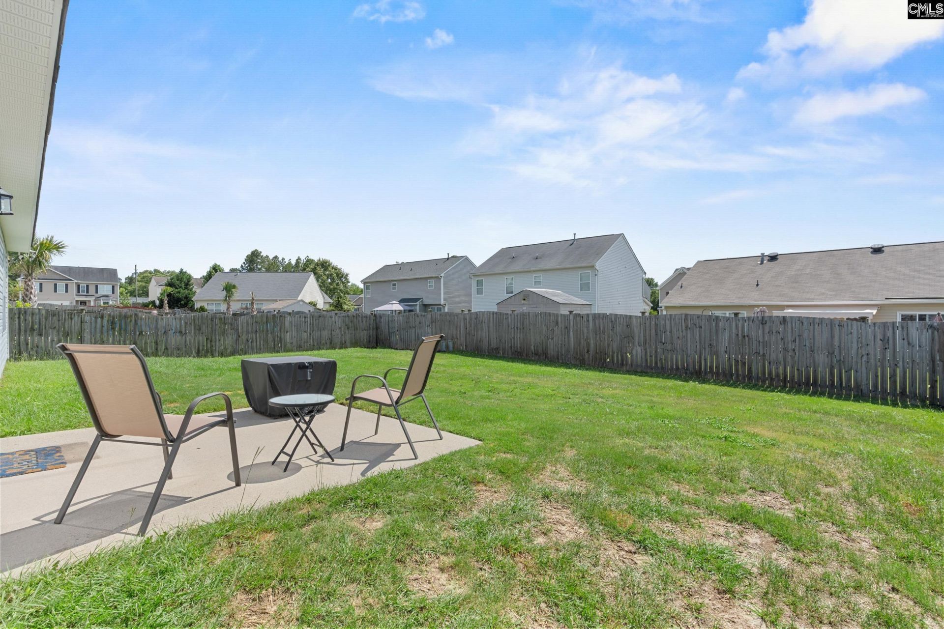 815 Dovefield Lane Photo 25