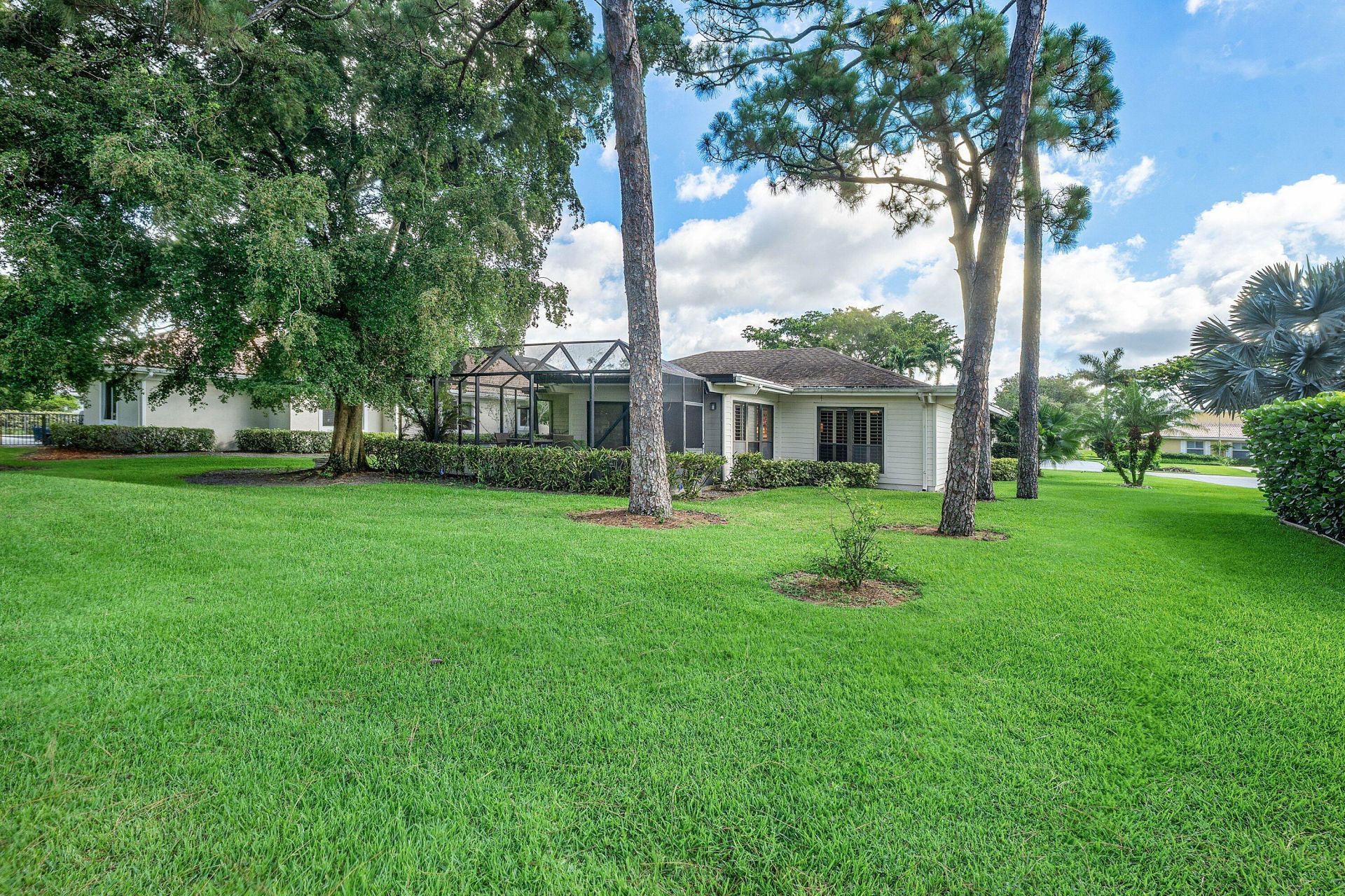 6403 Eastpointe Pines Street, Palm Beach Gardens, FL 33418 Photo