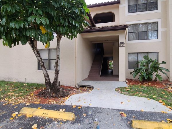 4501 W Mcnab Road, Unit 11, Pompano Beach, FL 33069