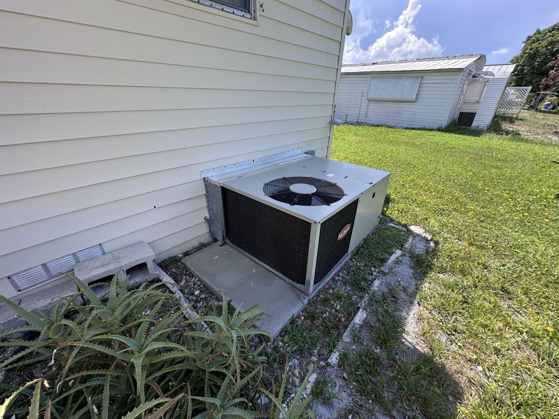 8379 SE Eagle Avenue, Hobe Sound, FL 33455 Photo