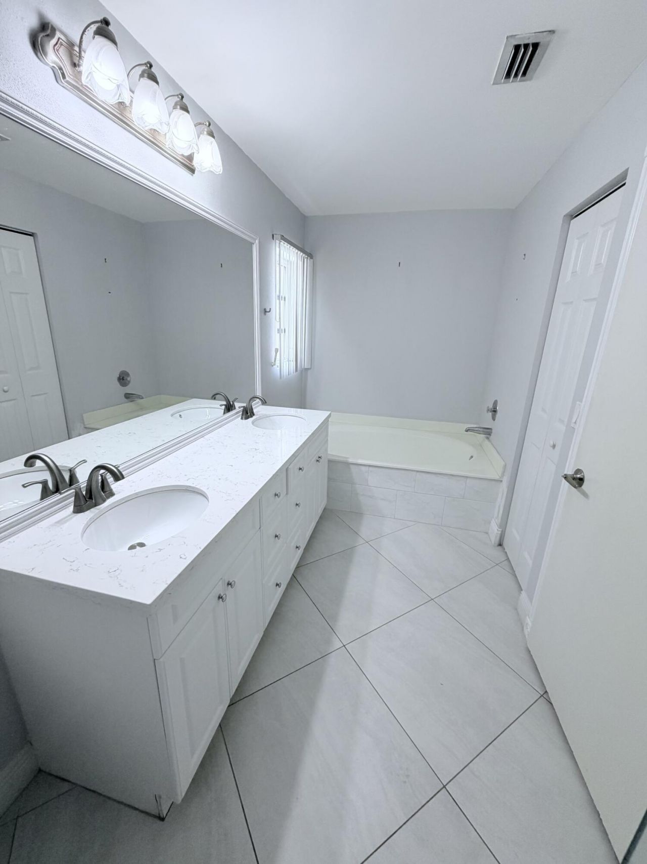 10084 Encore Path, Boca Raton, FL 33428 Photo