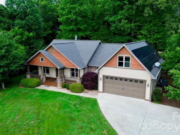 25 Willow Branch Lane , Weaverville, NC 28787