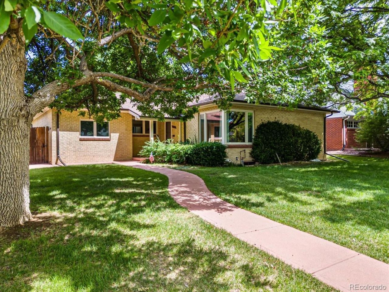 3250 S Dexter Street, Denver, CO 80222 Main Photo