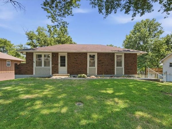 2919 DOWNEY Avenue, Independence, MO 64055
