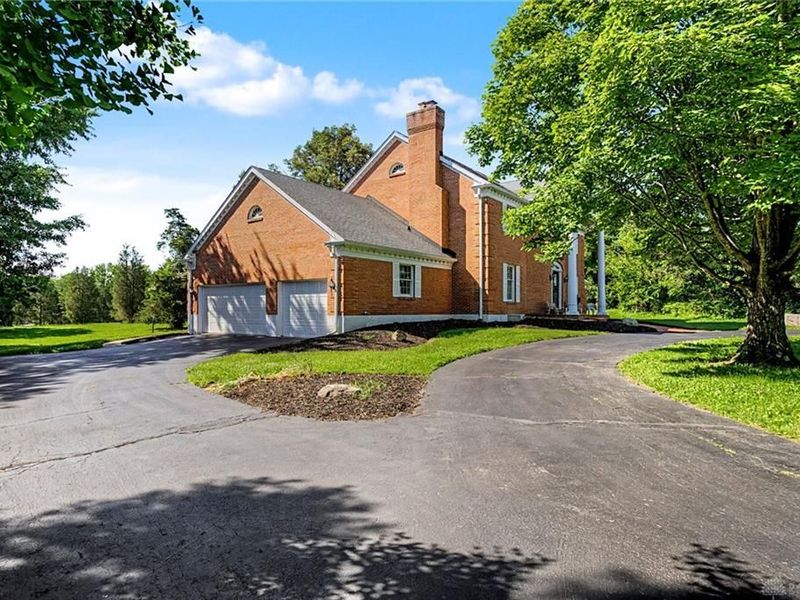6524 Halberd Court, Washington Township, OH 45459 Photo 4
