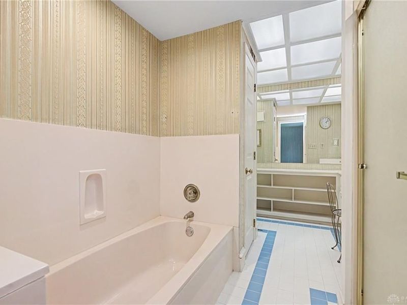 6524 Halberd Court, Washington Township, OH 45459 Photo 40