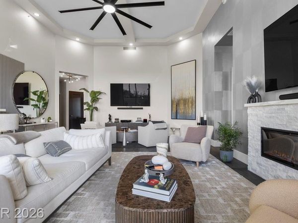 2777 Paradise Road, Unit 103, Las Vegas, NV 89109