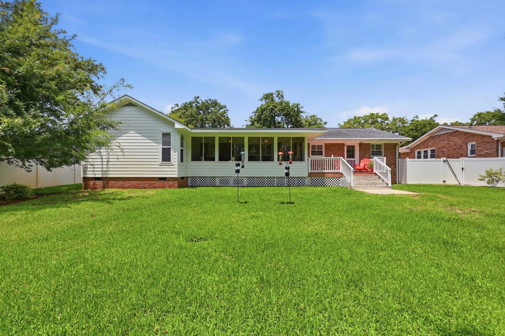 4700 Pine Lakes Dr.  Photo 28