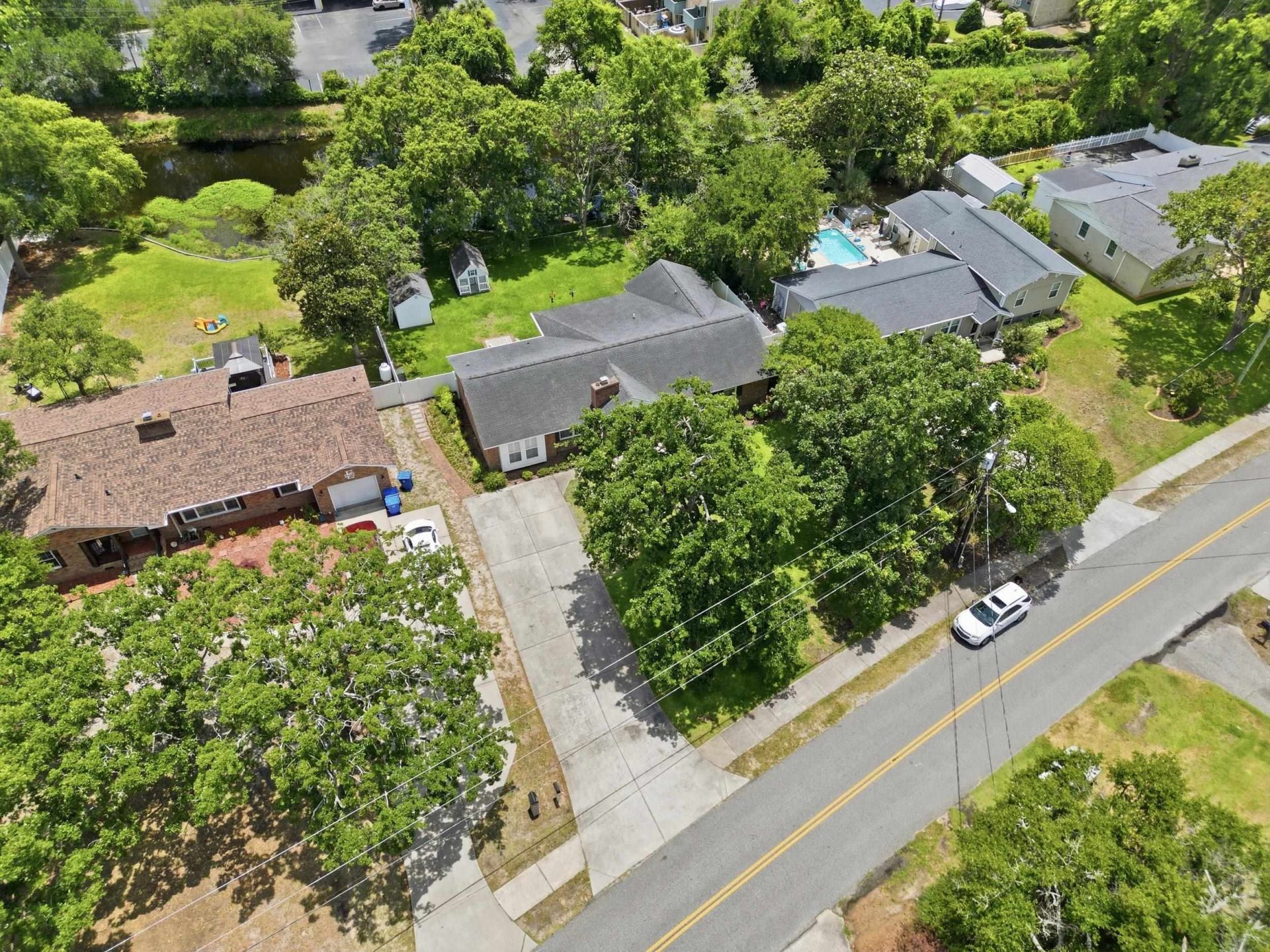 4700 Pine Lakes Dr.  Photo 29