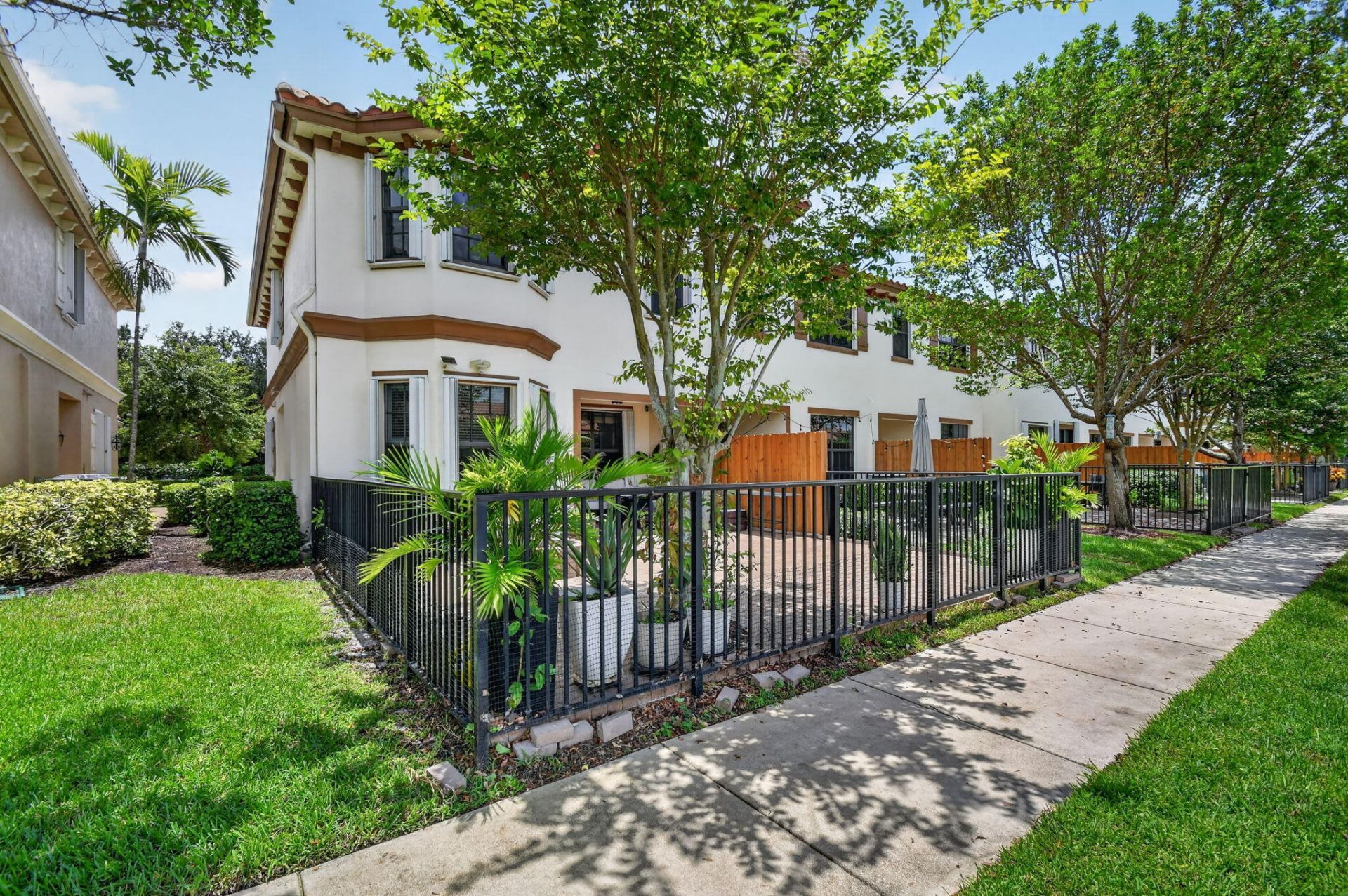10139 Wellington Parc Drive, Wellington, FL 33449 Photo