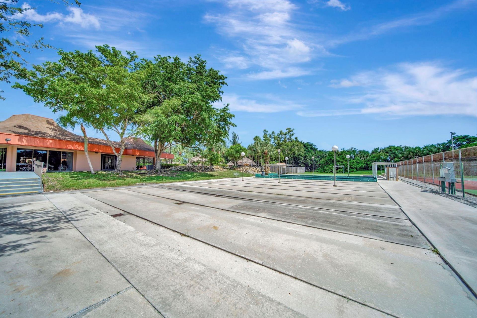 3100 Holiday Springs Boulevard, Unit 305, Margate, FL 33063 Photo
