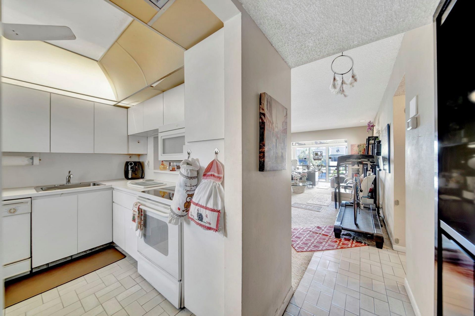 3100 Holiday Springs Boulevard, Unit 305, Margate, FL 33063 Photo