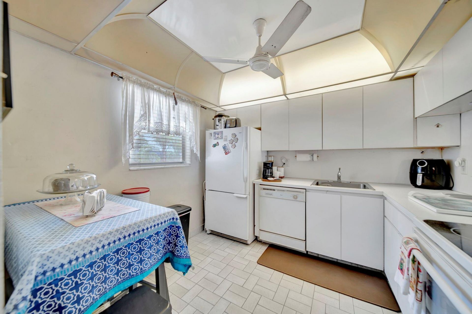 3100 Holiday Springs Boulevard, Unit 305, Margate, FL 33063 Photo