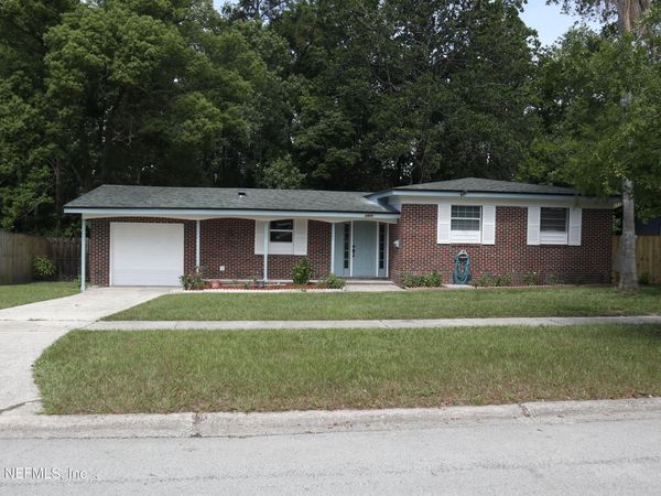 2860 EMILY Lane W, Jacksonville, FL 32216