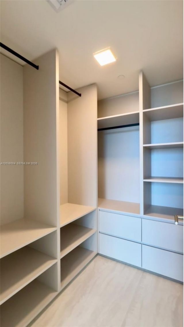 77 SE 5th St, Unit 4002, Miami, FL 33131 Photo