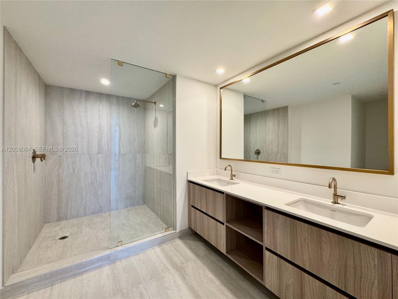 77 SE 5th St, Unit 4002, Miami, FL 33131 Photo