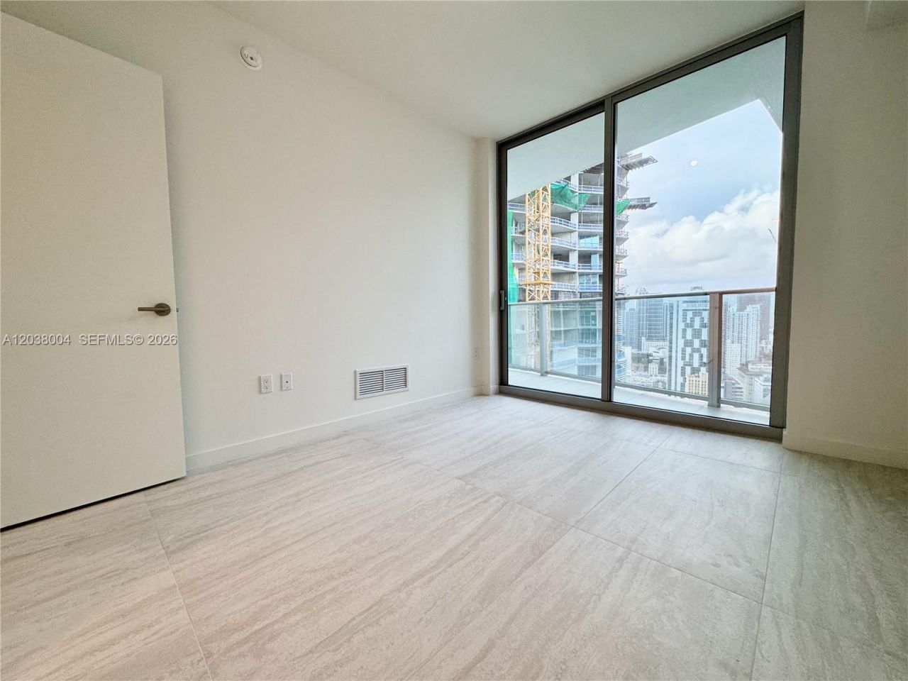 77 SE 5th St, Unit 4002, Miami, FL 33131 Photo