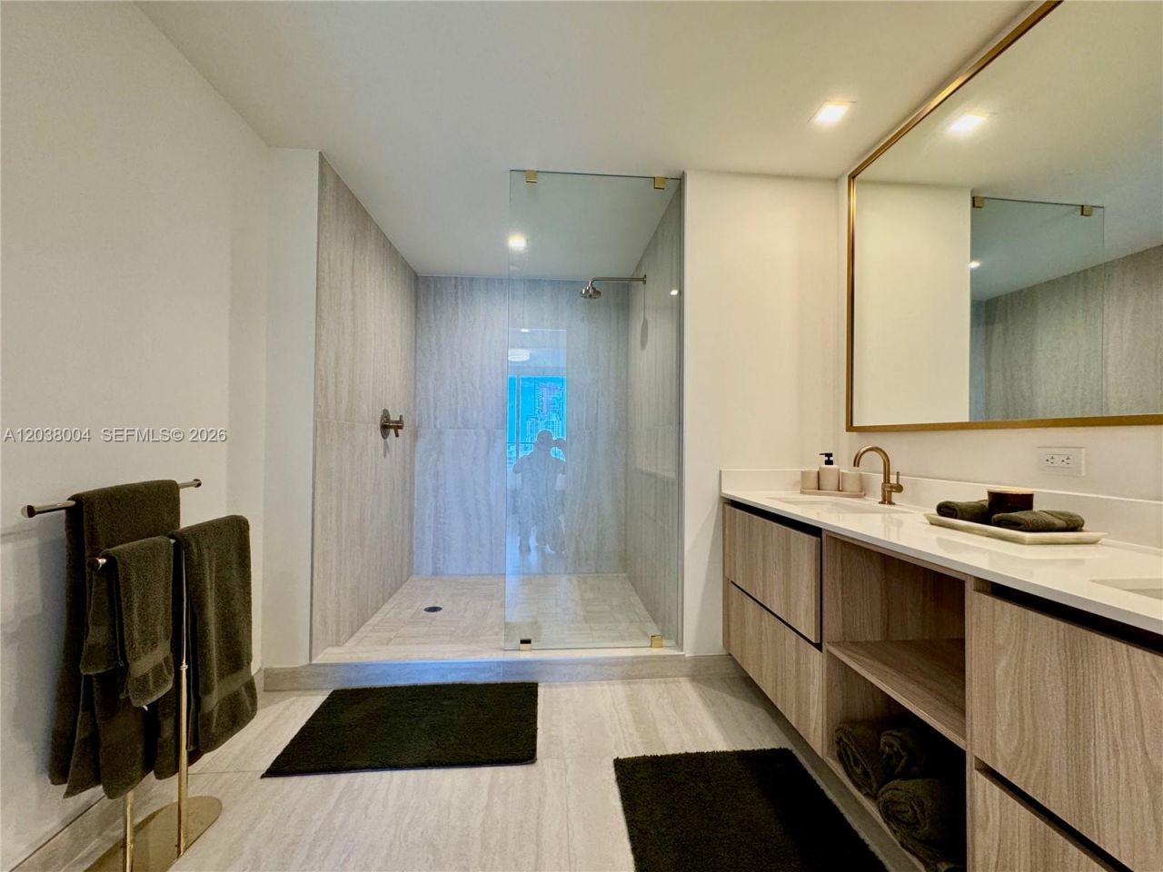 77 SE 5th St, Unit 4002, Miami, FL 33131 Photo