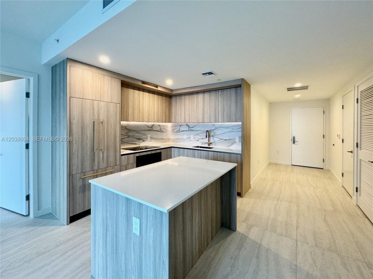 77 SE 5th St, Unit 4002, Miami, FL 33131 Photo