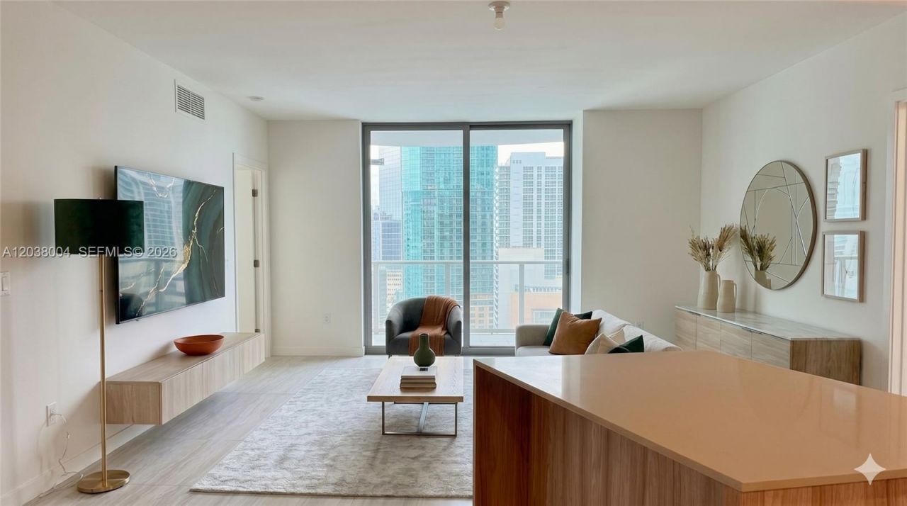 77 SE 5th St, Unit 4002, Miami, FL 33131 Photo
