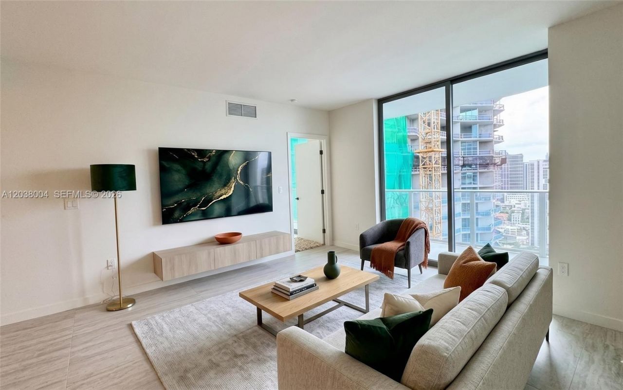 77 SE 5th St, Unit 4002, Miami, FL 33131 Photo