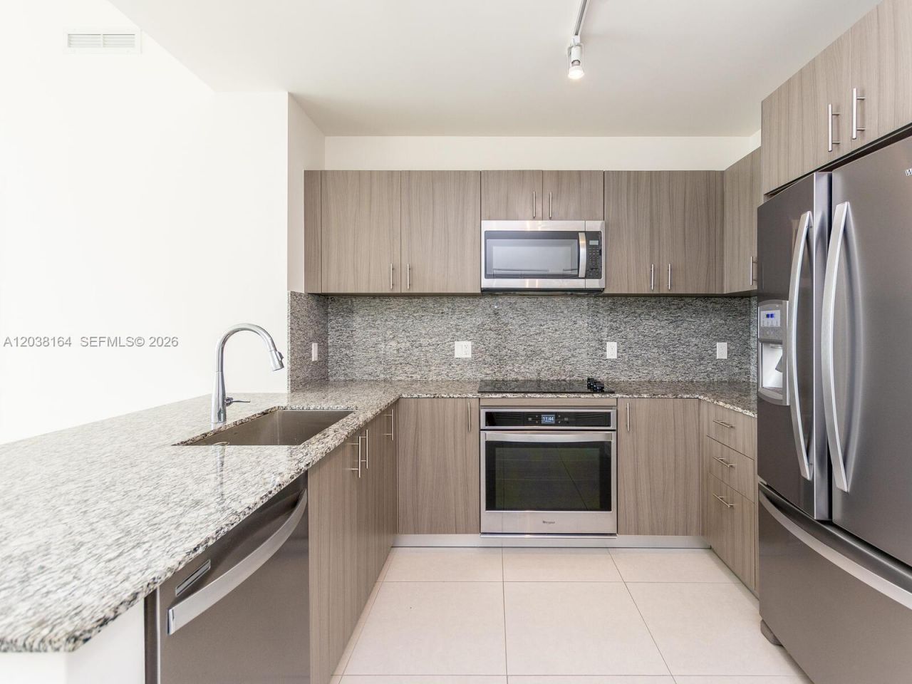 5350 NW 84th Ave, Unit 1018, Doral, FL 33166 Photo