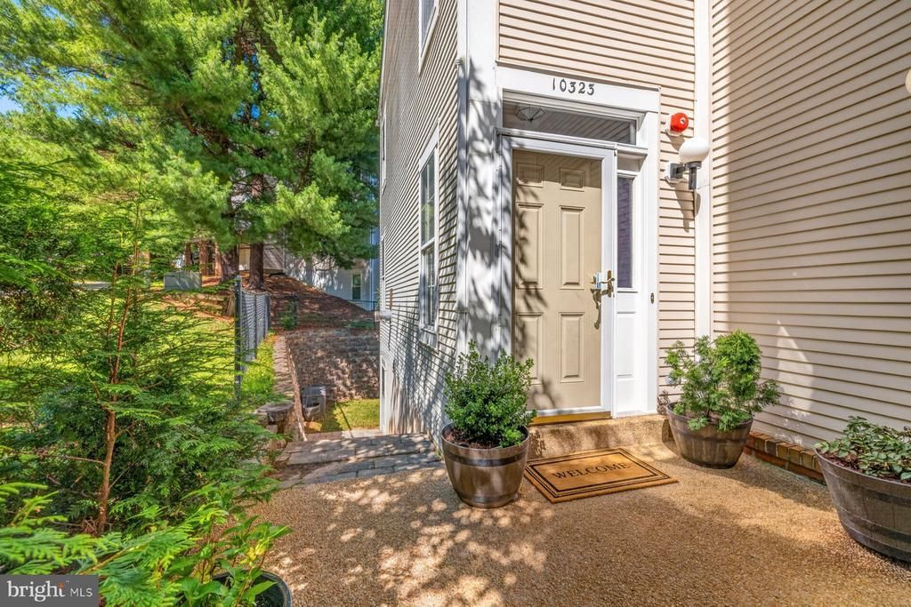 10323 Royal Woods, Montgomery Village, MD 20886 Main Photo