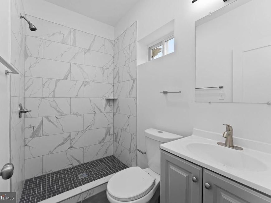 2600 S 7th Street, Philadelphia, PA 19148 Main Photo