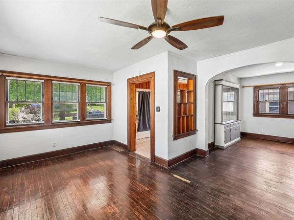 2314 E 11th Street, Des Moines, IA 50316