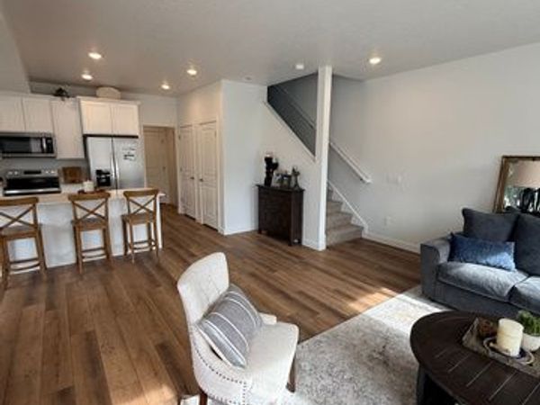 757 N PHEASANTBROOK DR, Unit 3C, Centerville, UT 84014