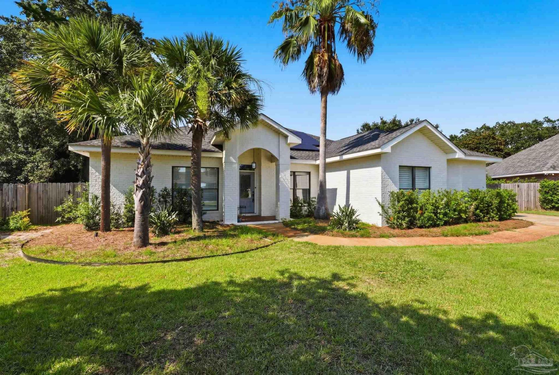 1194 Jaguar Cir, Gulf Breeze, FL 32563 Main Photo
