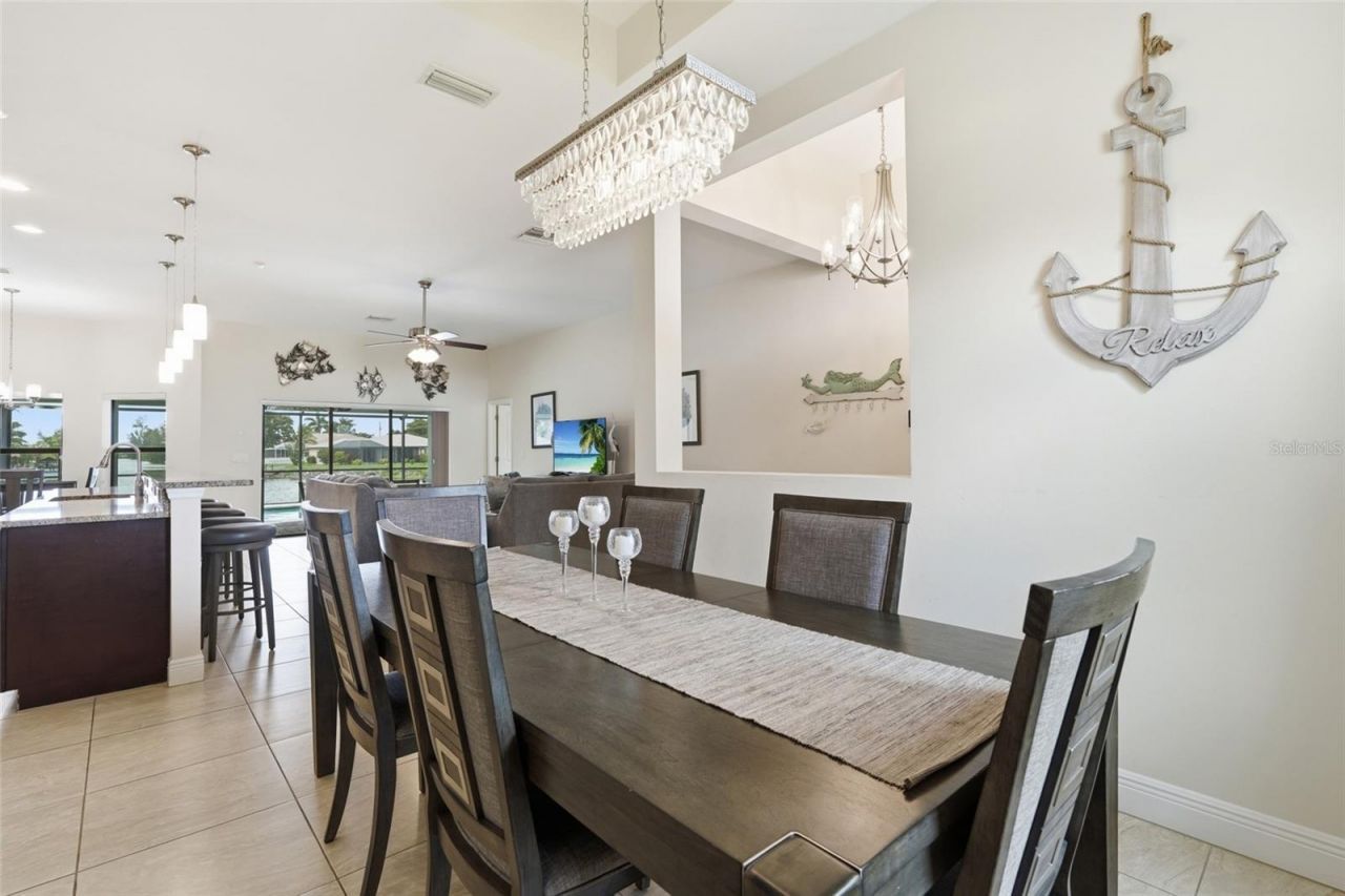 206 NE 21st Avenue , Cape Coral, FL 33909 Photo