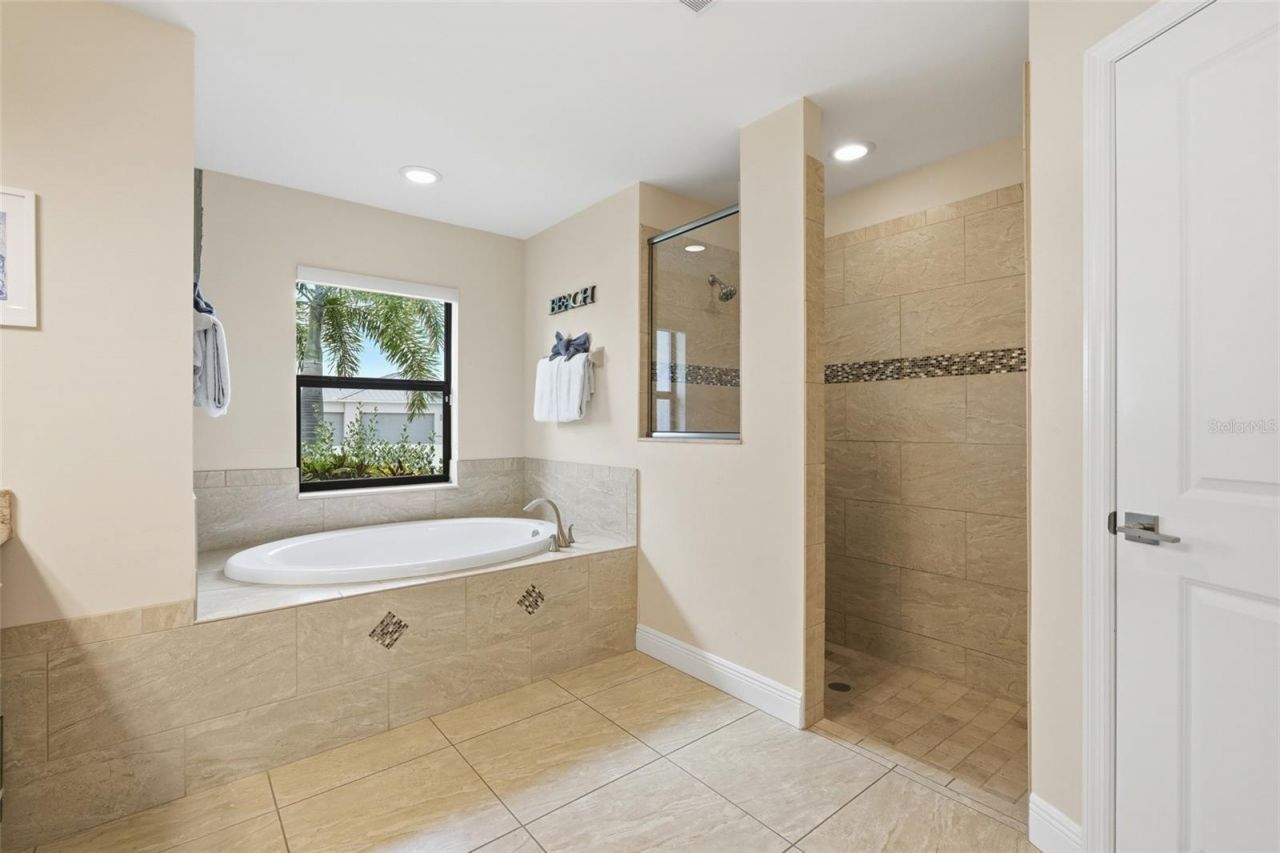 206 NE 21st Avenue , Cape Coral, FL 33909 Photo