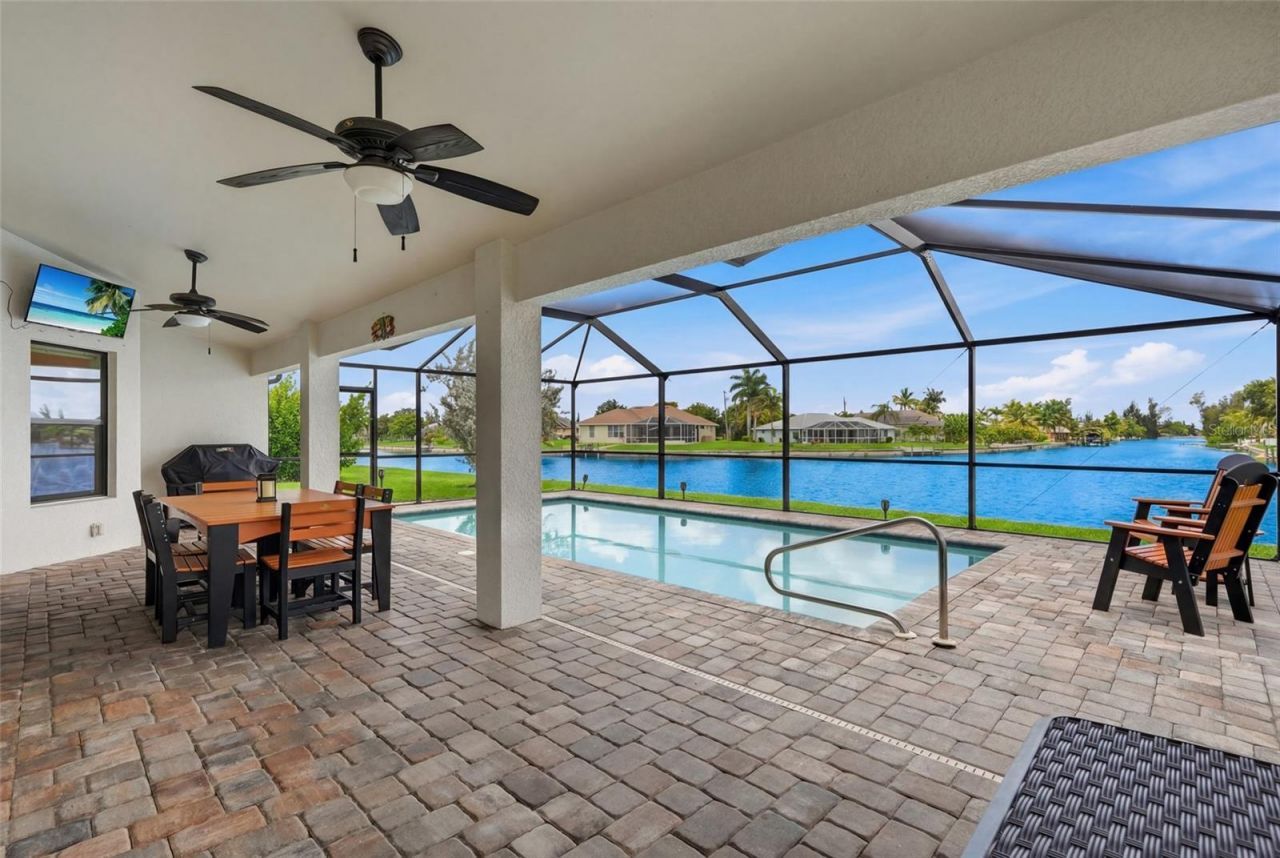 206 NE 21st Avenue , Cape Coral, FL 33909 Photo