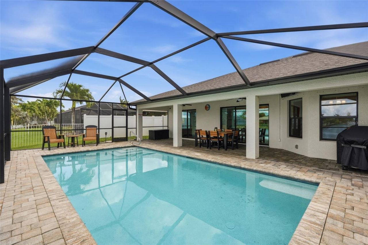 206 NE 21st Avenue , Cape Coral, FL 33909 Photo
