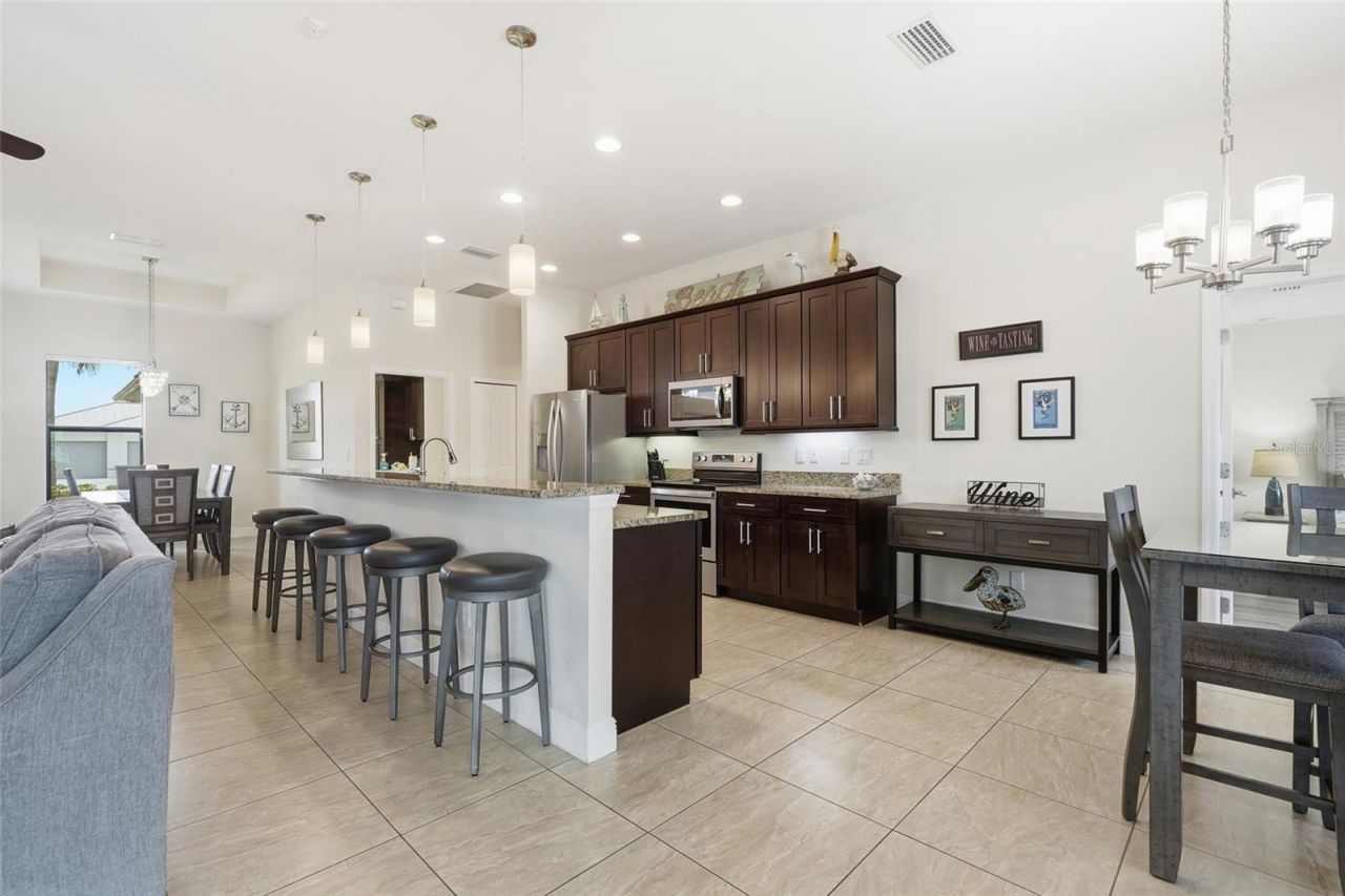 206 NE 21st Avenue , Cape Coral, FL 33909 Photo
