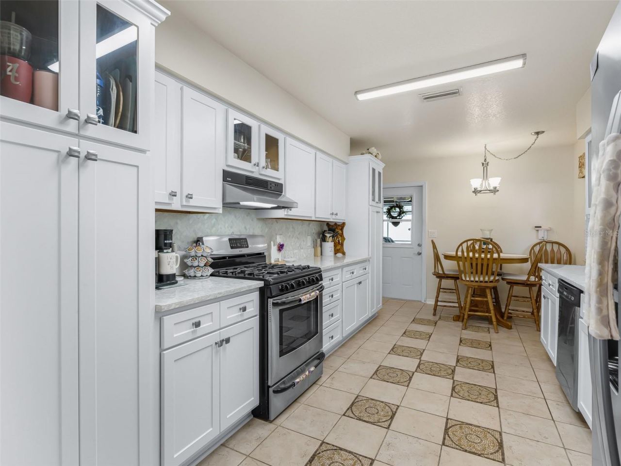 1622 New Abbey Avenue , Leesburg, FL 34788 Photo