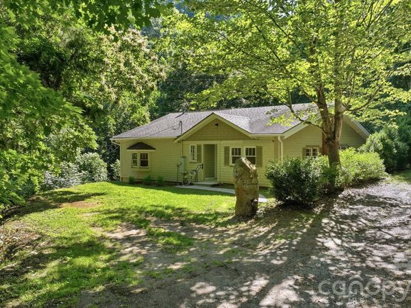 583 Dark Ridge Road, Sylva, NC 28779