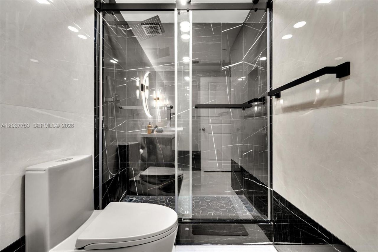1250 S Miami Ave , Unit 2305, Miami, FL 33130 Photo